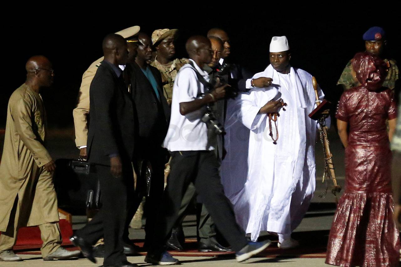 Presiden Gambia Diasingkan...