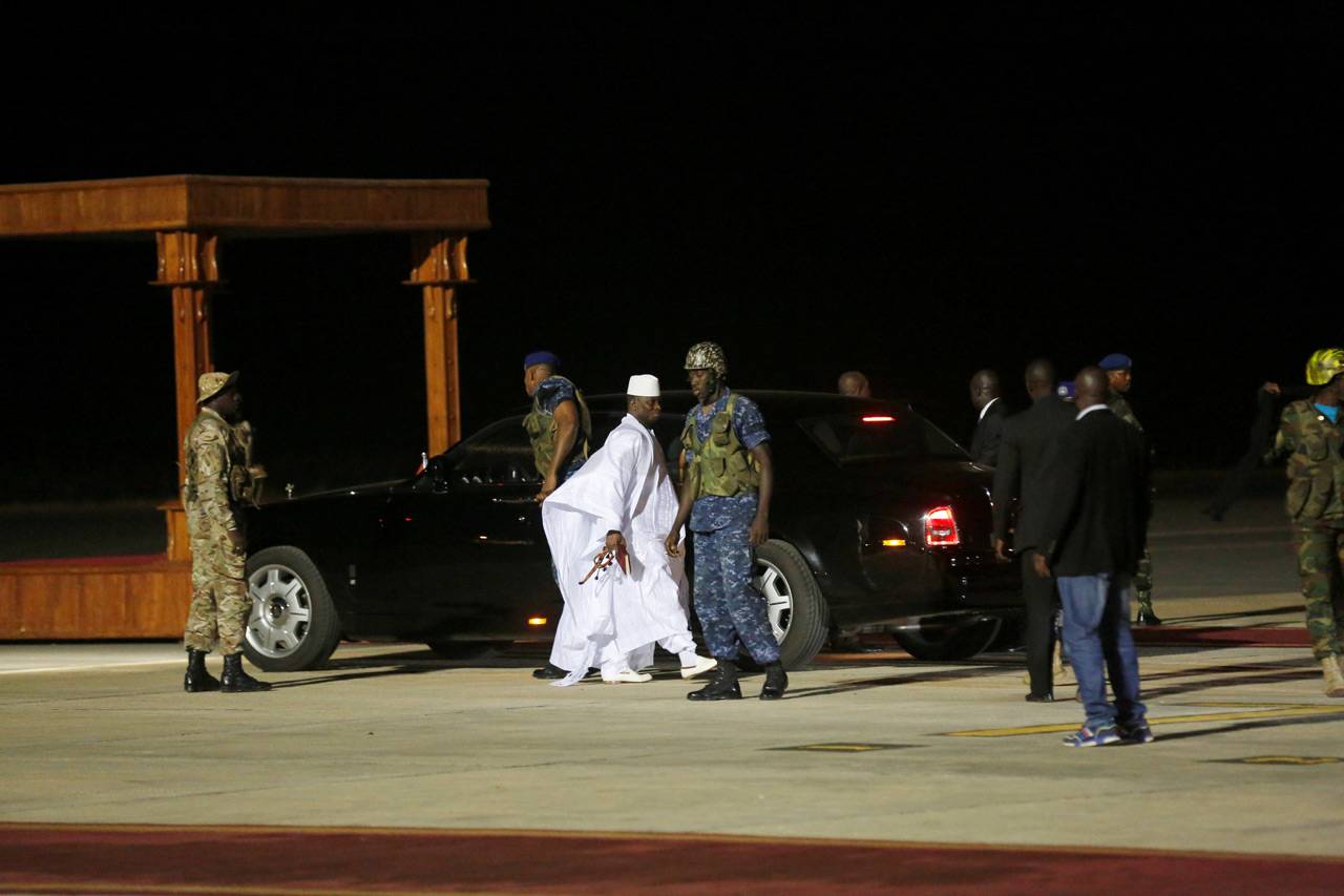 Presiden Gambia Diasingkan...