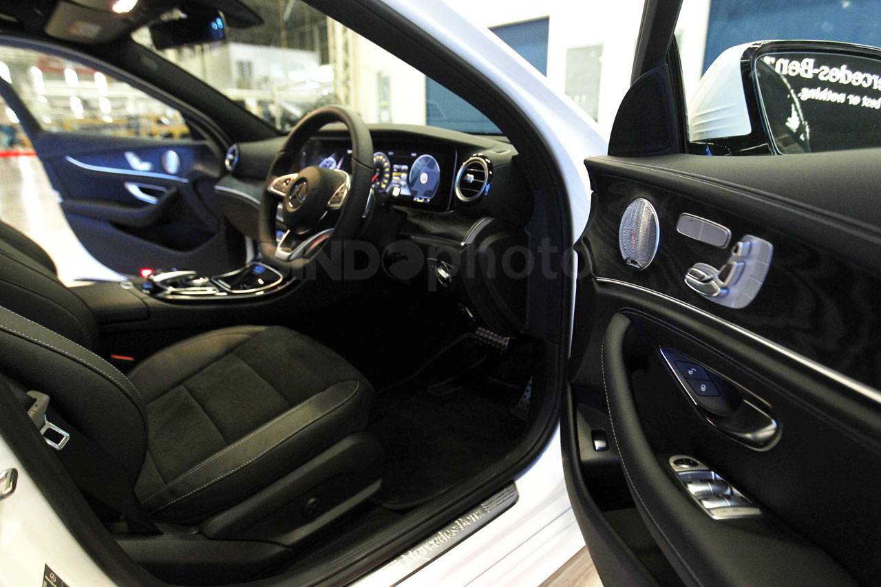 Mercedes Benz The New...