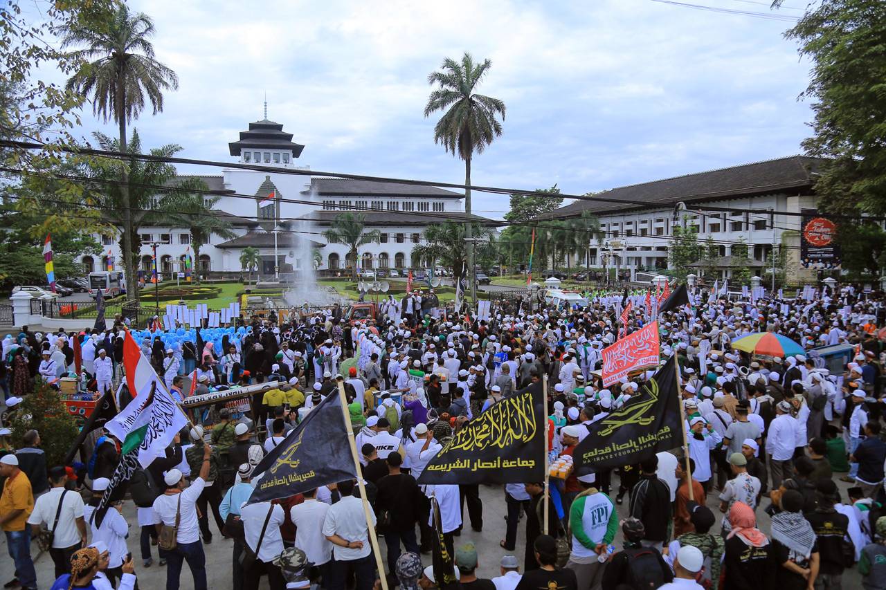 Aksi Bela Ulama di Gedung...