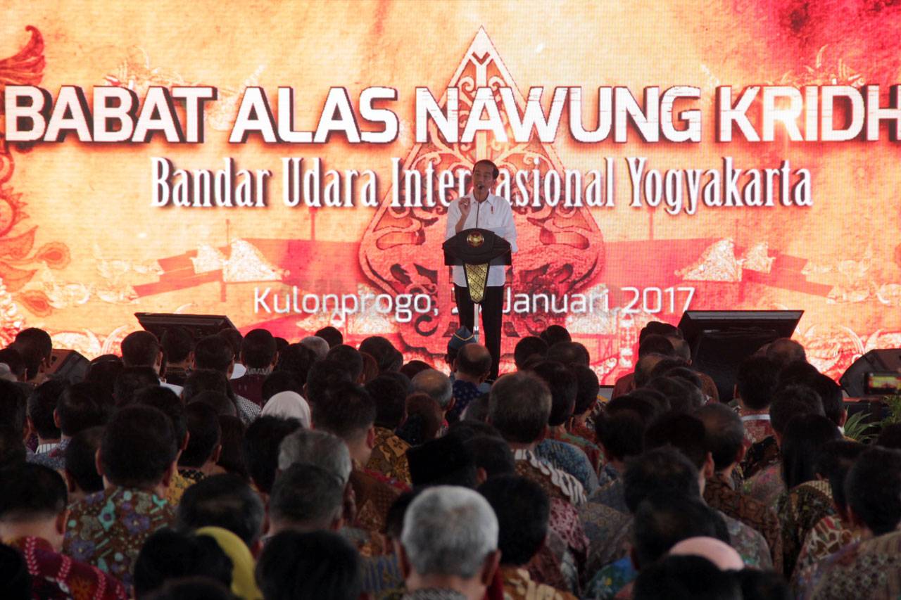 Presiden Jokowi Hadiri...