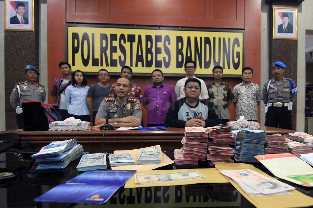 Polisi Tangkap Kepala...