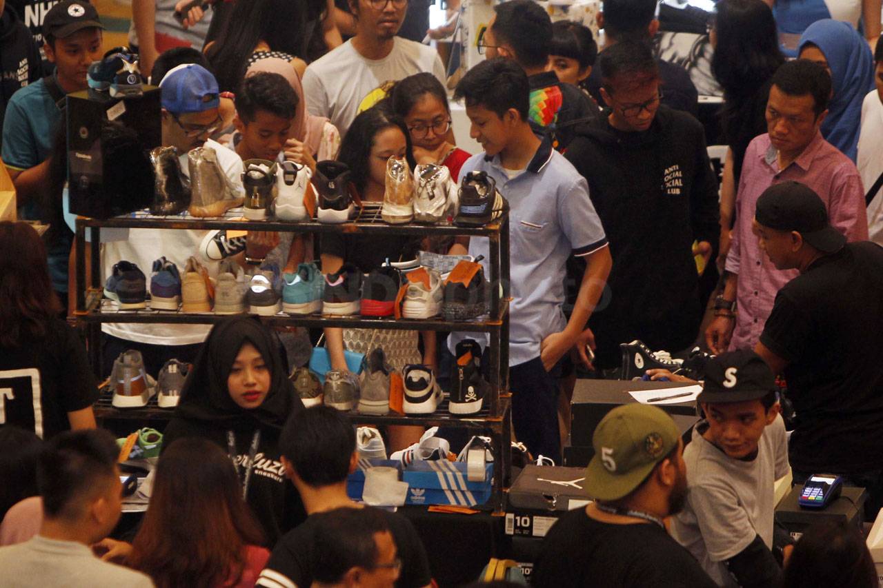 Berburu Sepatu di Jakarta...