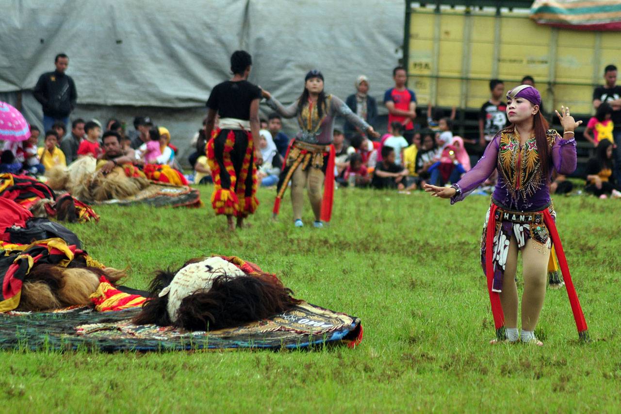 Gelar Budaya Parade...
