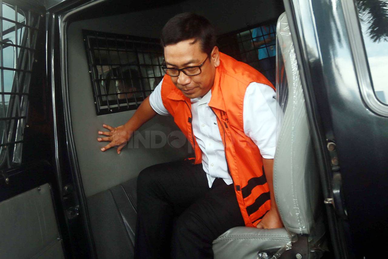 Selain Basuki Hariman,...