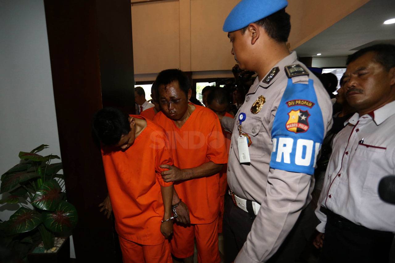 Polisi Berhasil Menangkap...