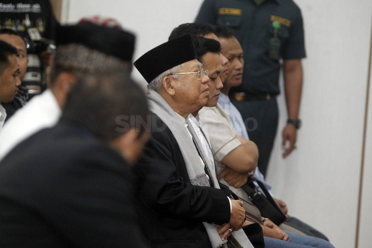 Jaksa Hadirkan Ketua...