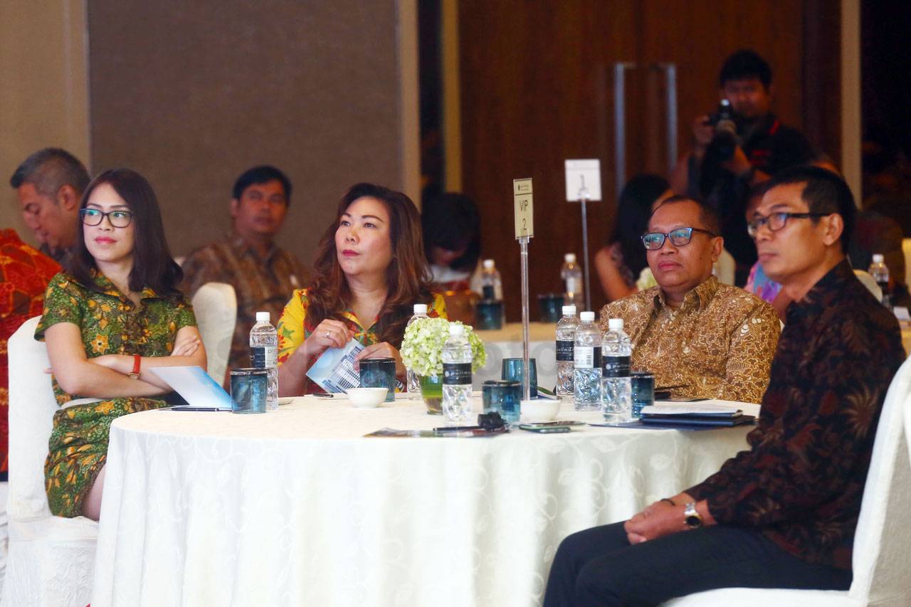 KORAN SINDO Gelar Seminar...