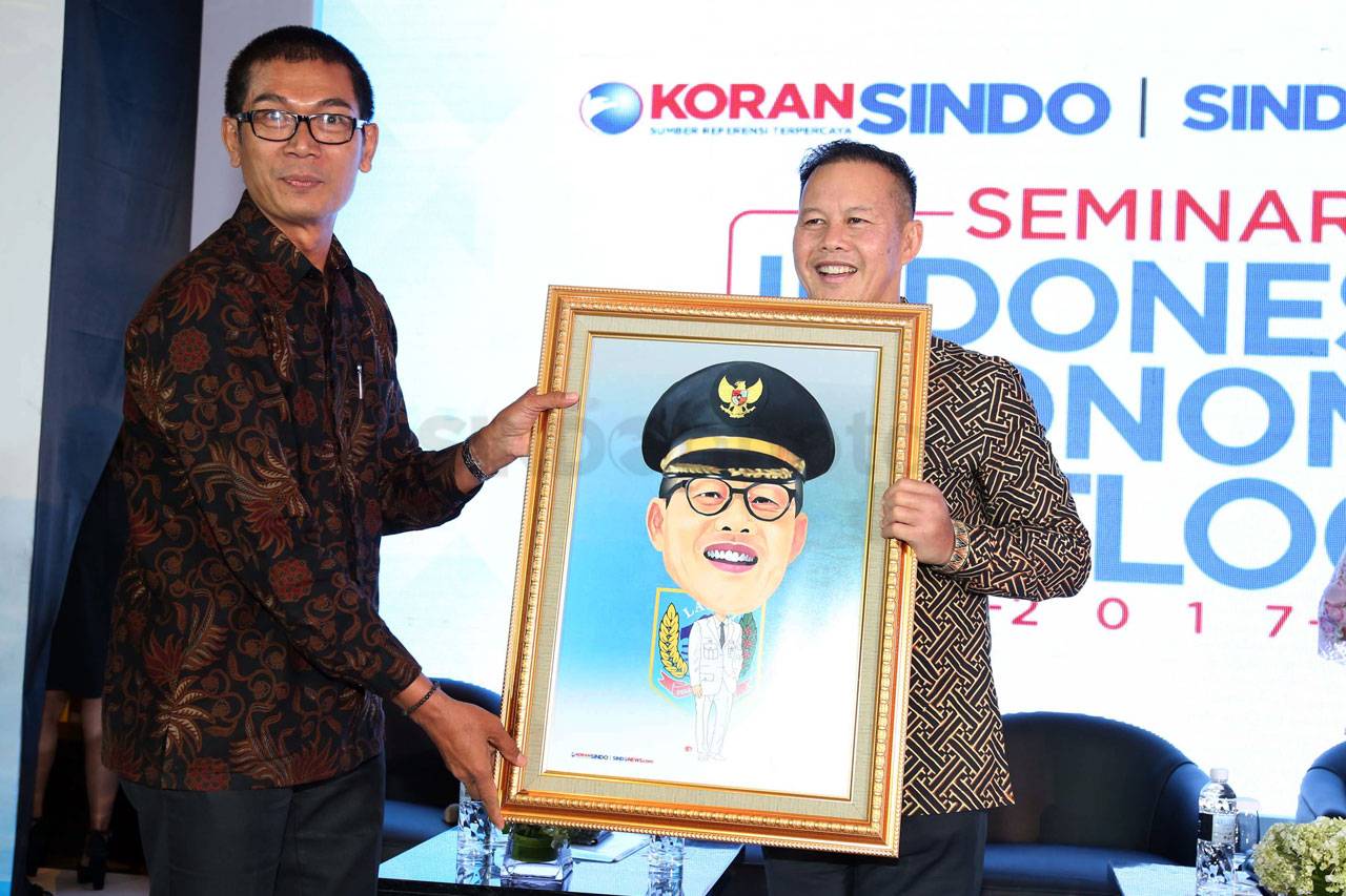 Kepala Daerah Bicara...