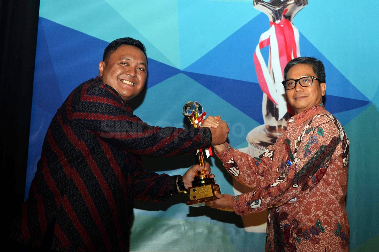 Blue Bird Raih Penghargaan...
