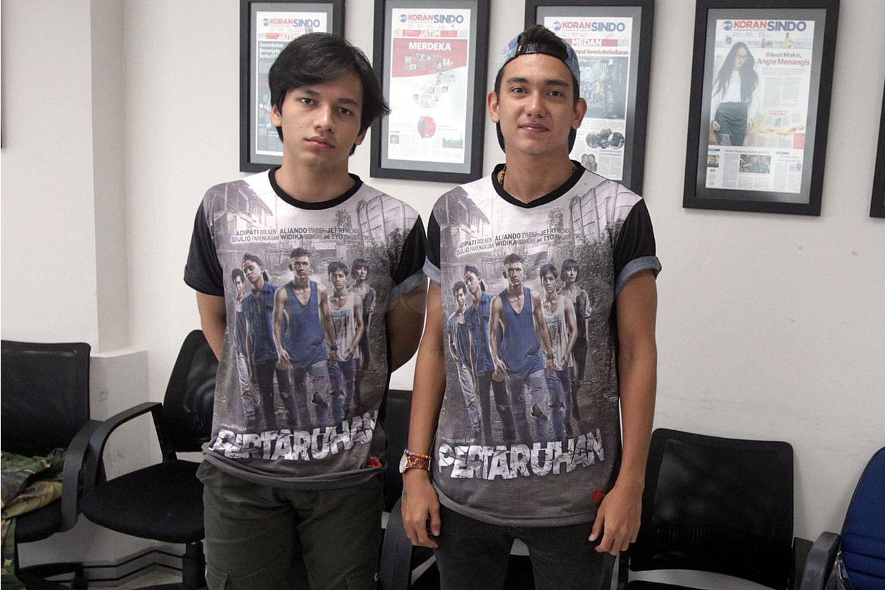 Adipati Dolken dan Jefri...