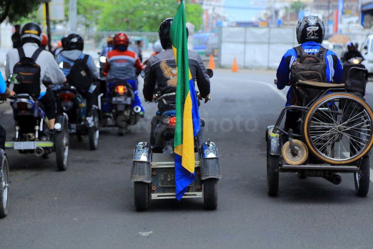Motor Modifikasi Kampanyekan...