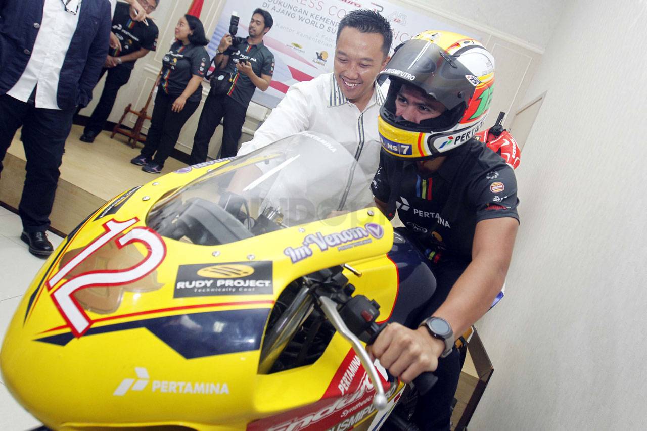 Menpora Lepas Ali Adrian...