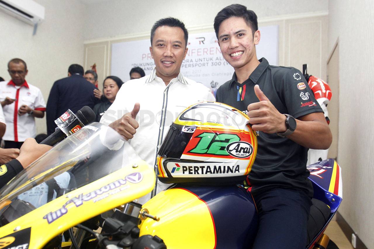 Menpora Lepas Ali Adrian...