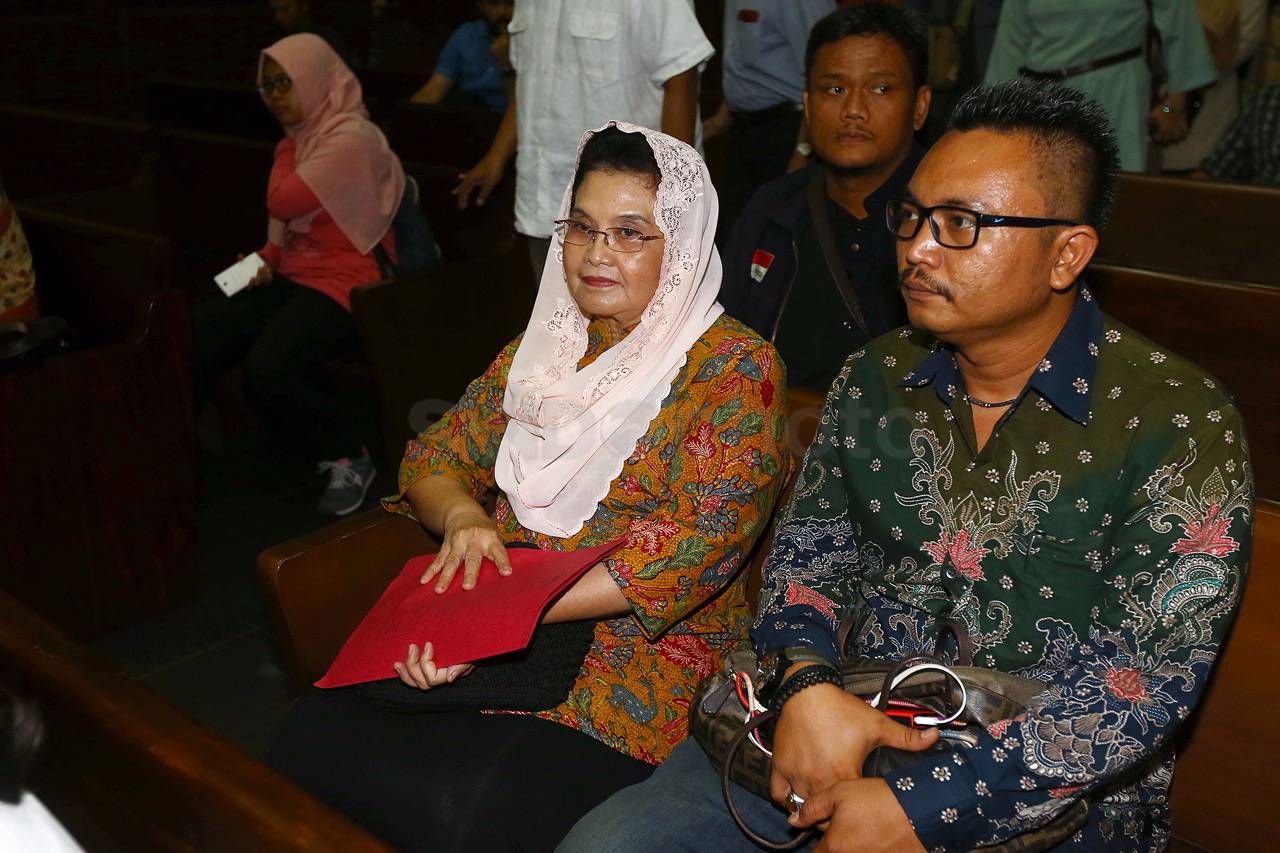 Sidang Perdana Mantan...