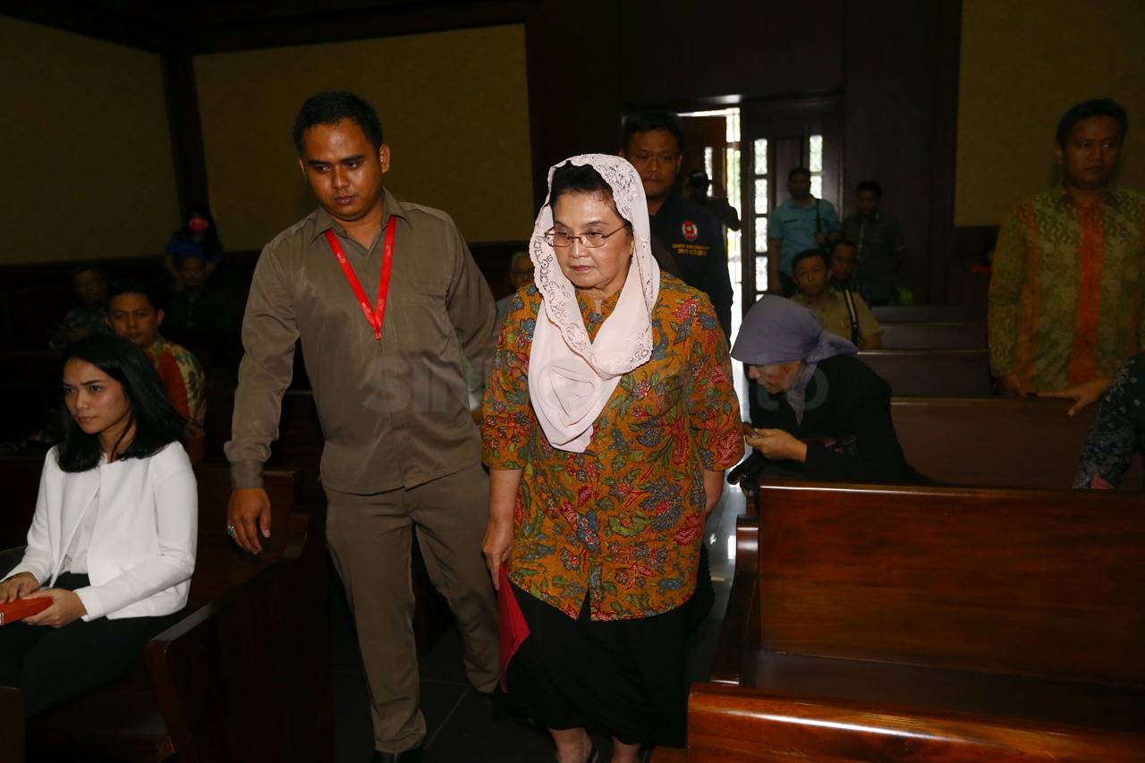 Sidang Perdana Mantan...