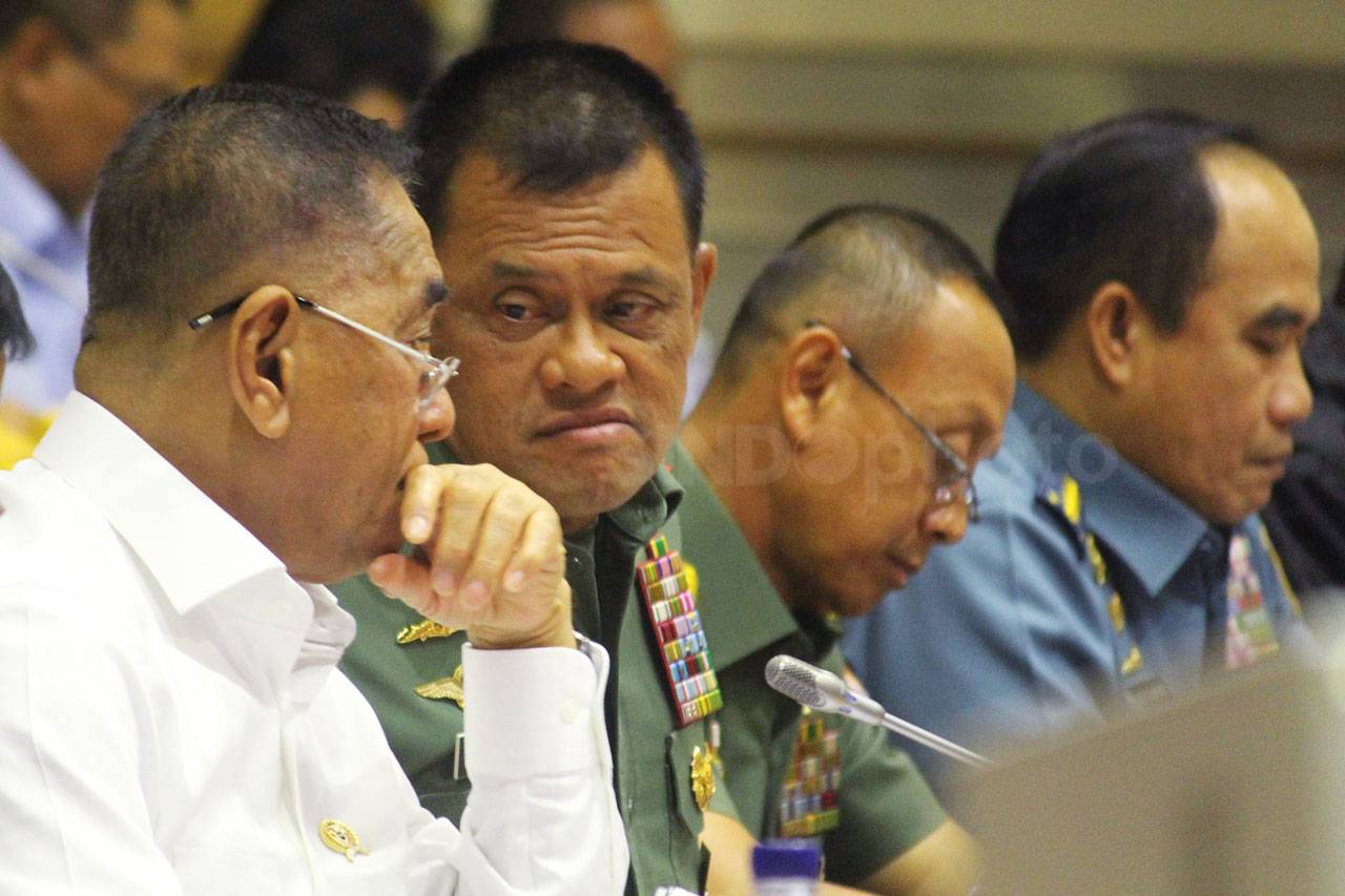 Menhan dan Panglima...