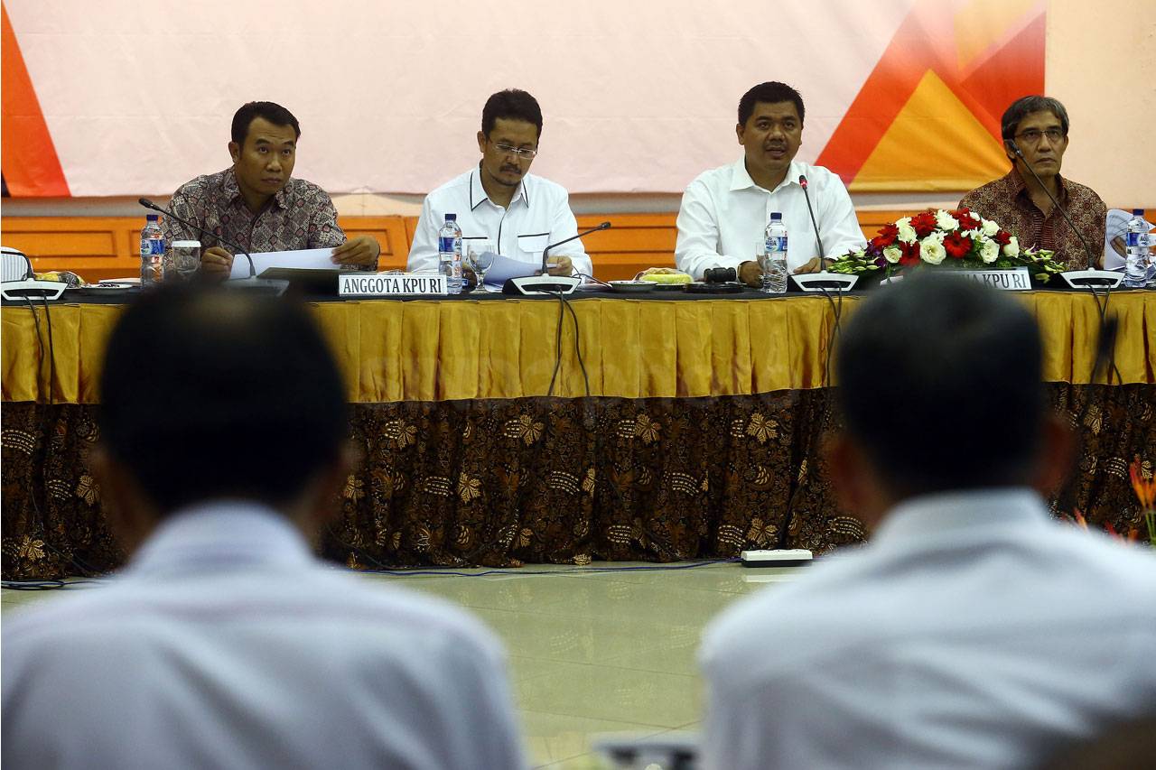 KPU Gelar Rakor Persiapan...