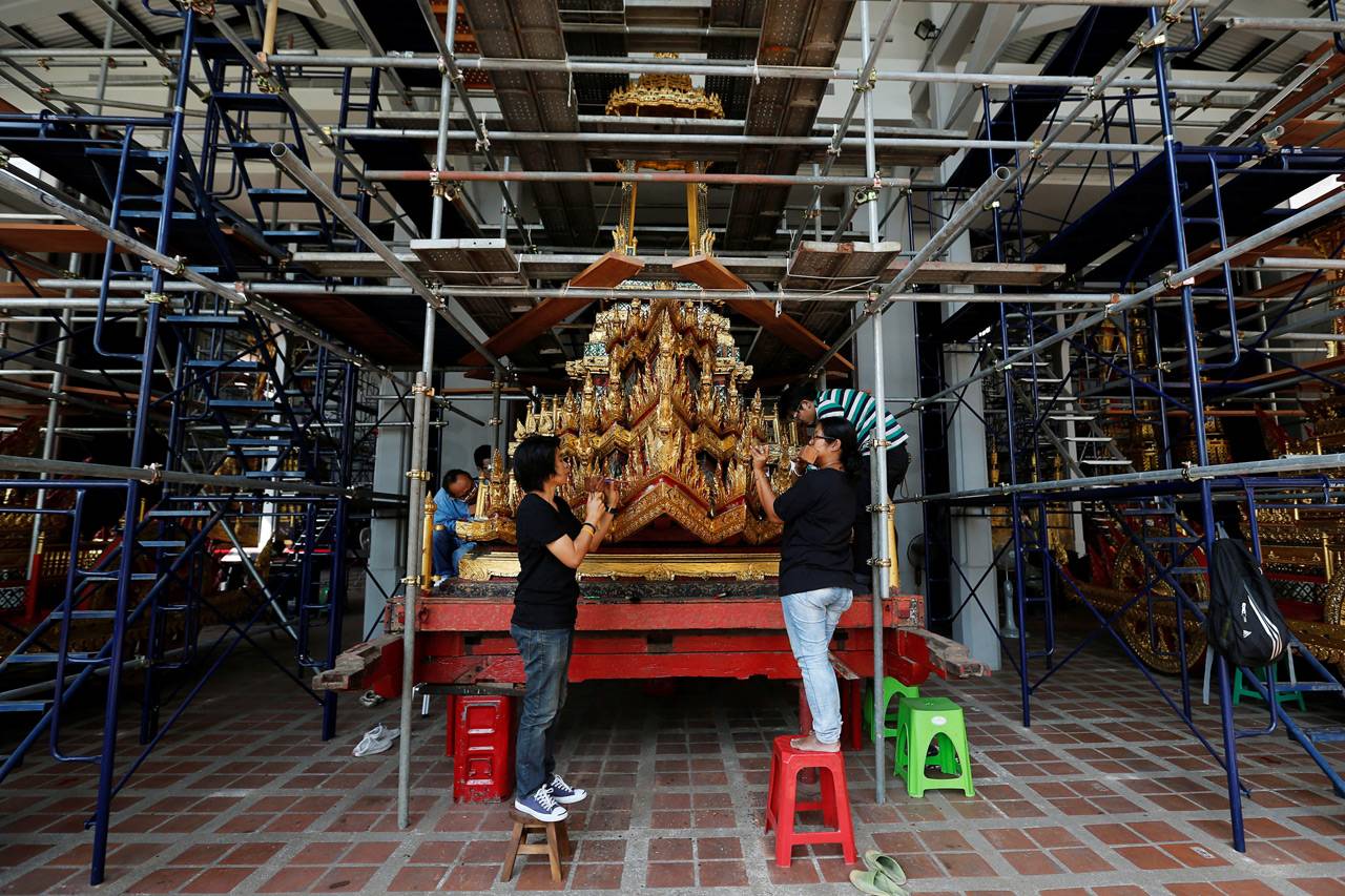 Kereta Kencana Berlapis...