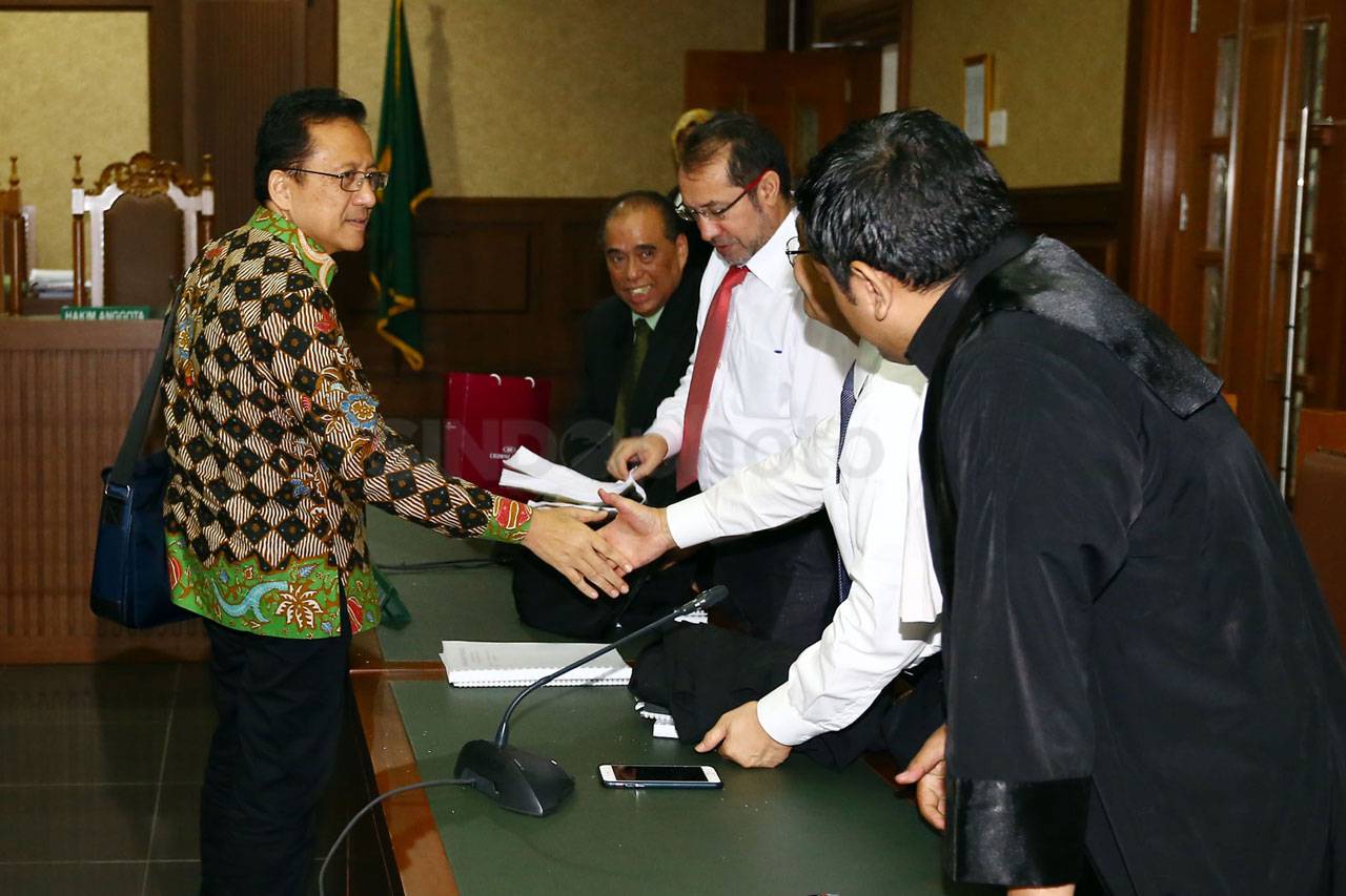 Dituntut 7 Tahun Penjara,...
