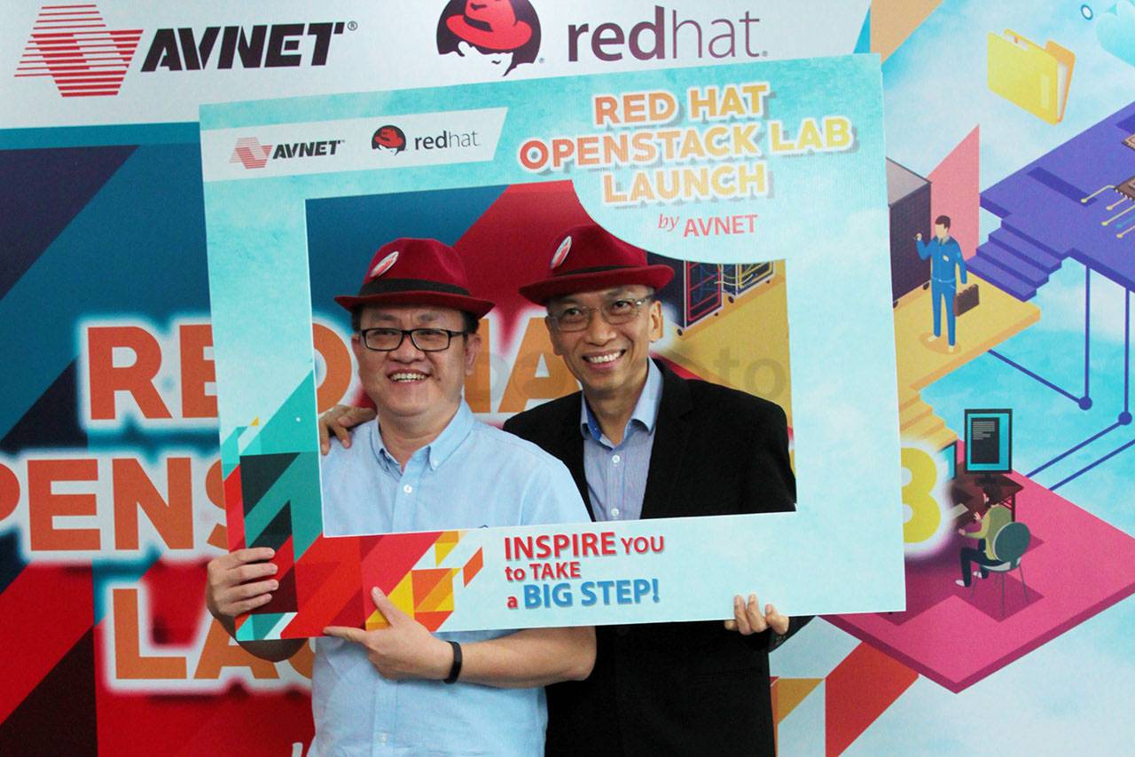 Avnet Luncurkan Red...