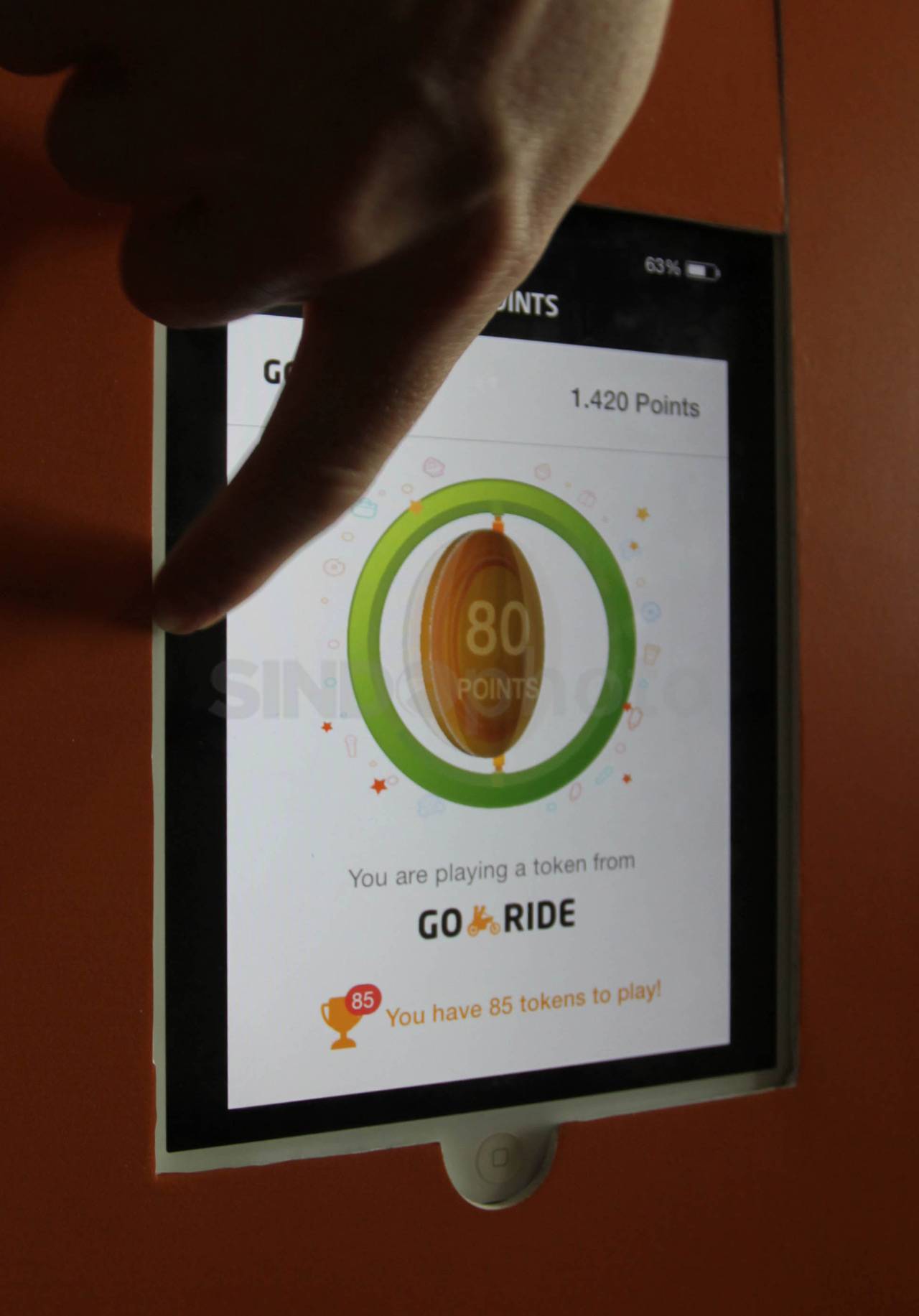 Go-Jek Berikan Reward...
