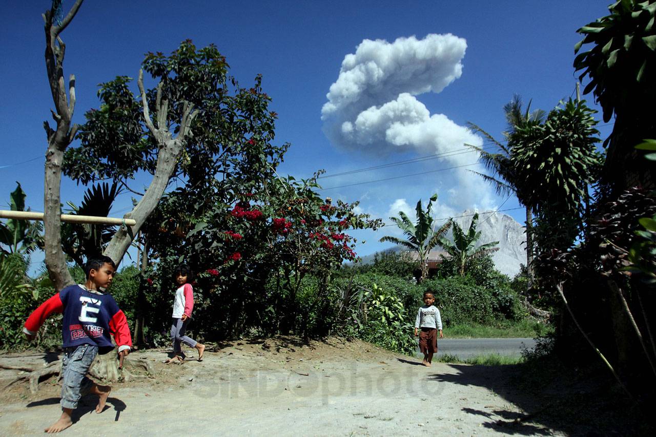 Gunung Sinabung Kembali...