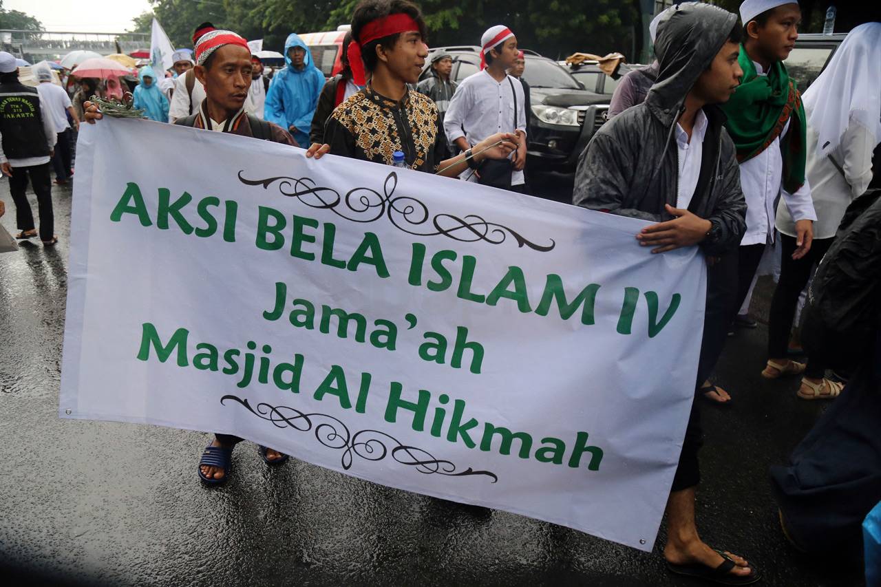 Massa Aksi Damai 112...