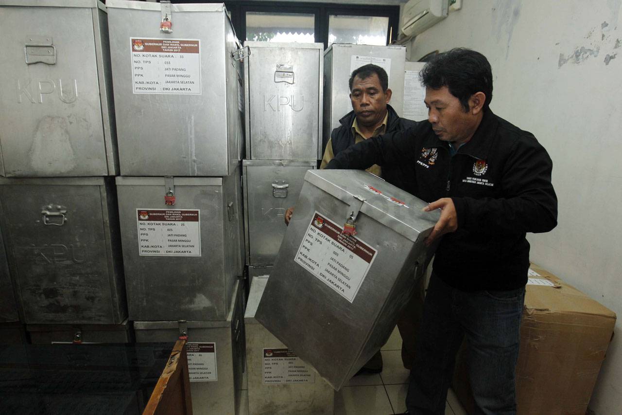 Logistik Pilkada DKI...