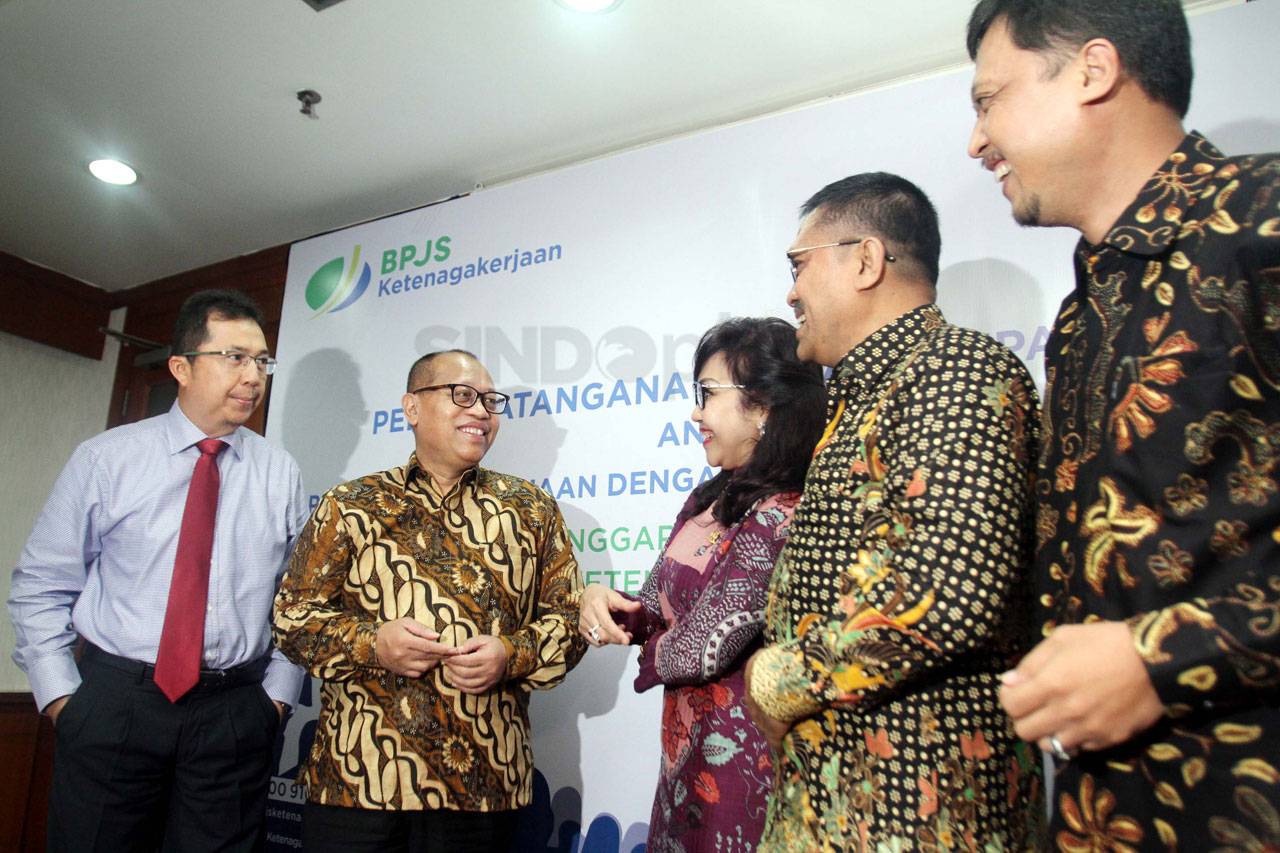 16.000 Notaris Dapatkan...
