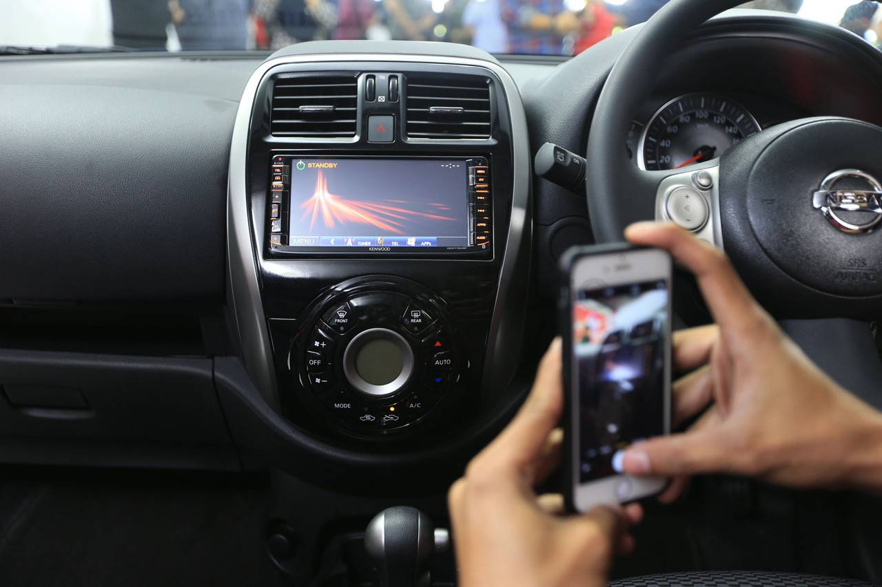New Nissan March Resmi...