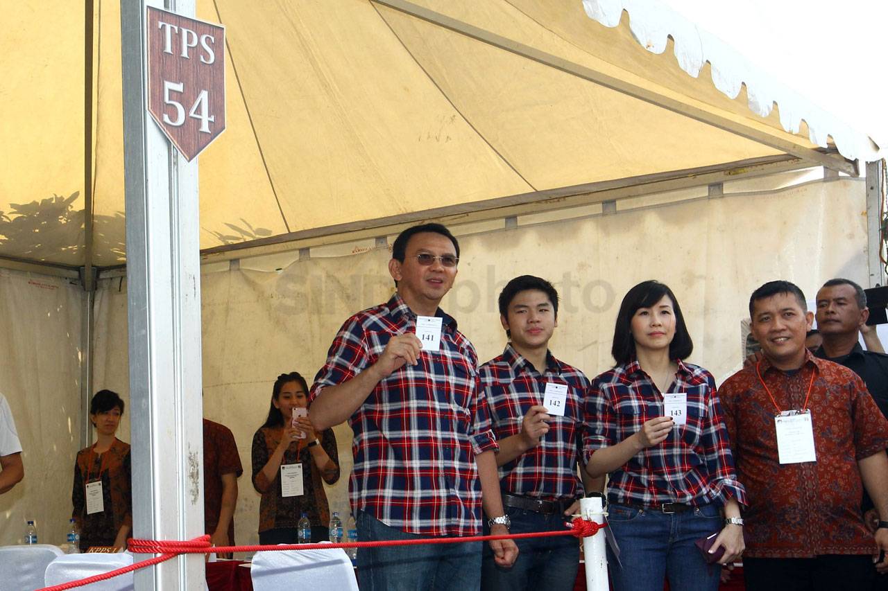 Ahok dan Keluarga Nyoblos...