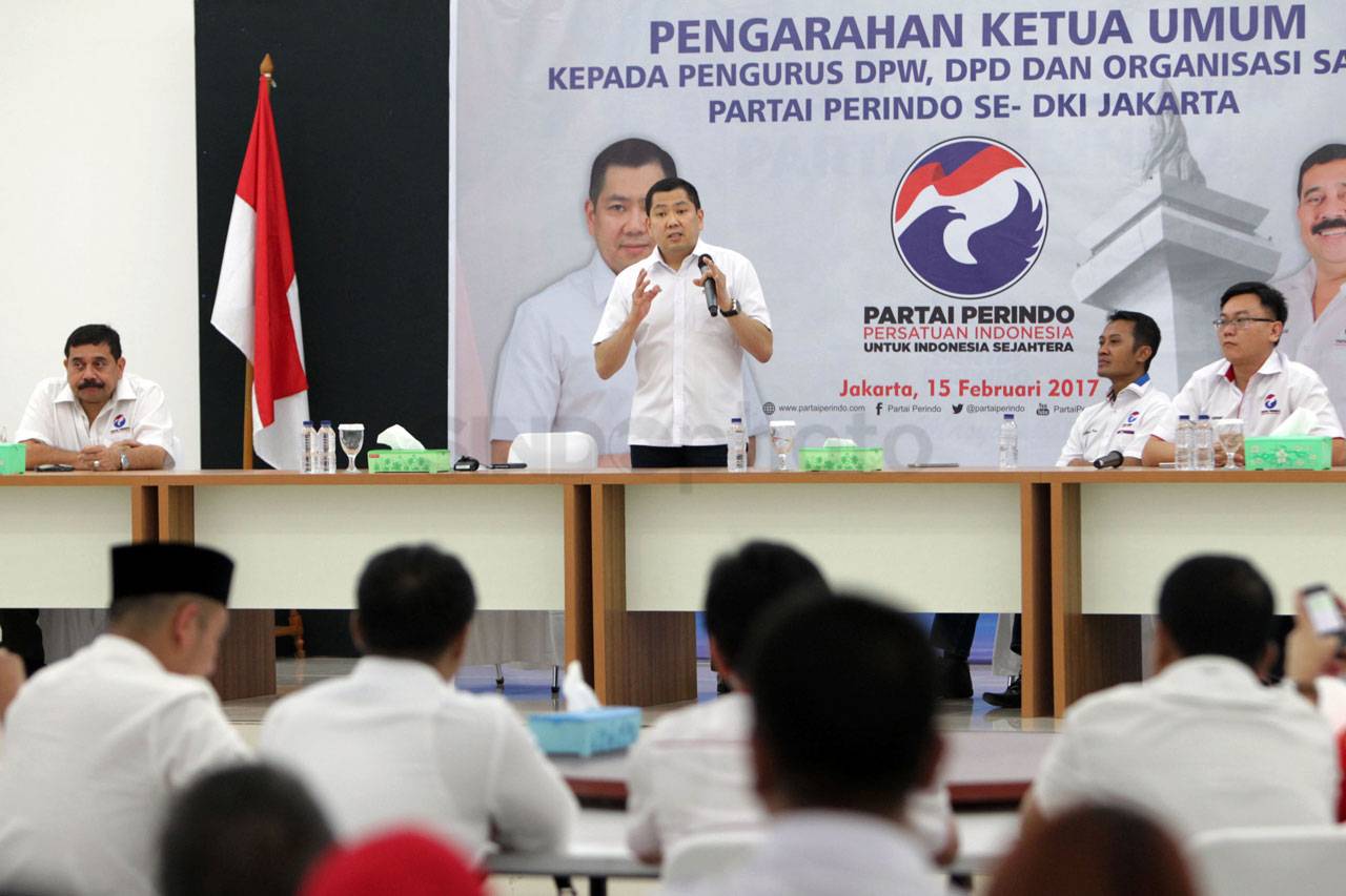 HT Beri Arahan kepada...
