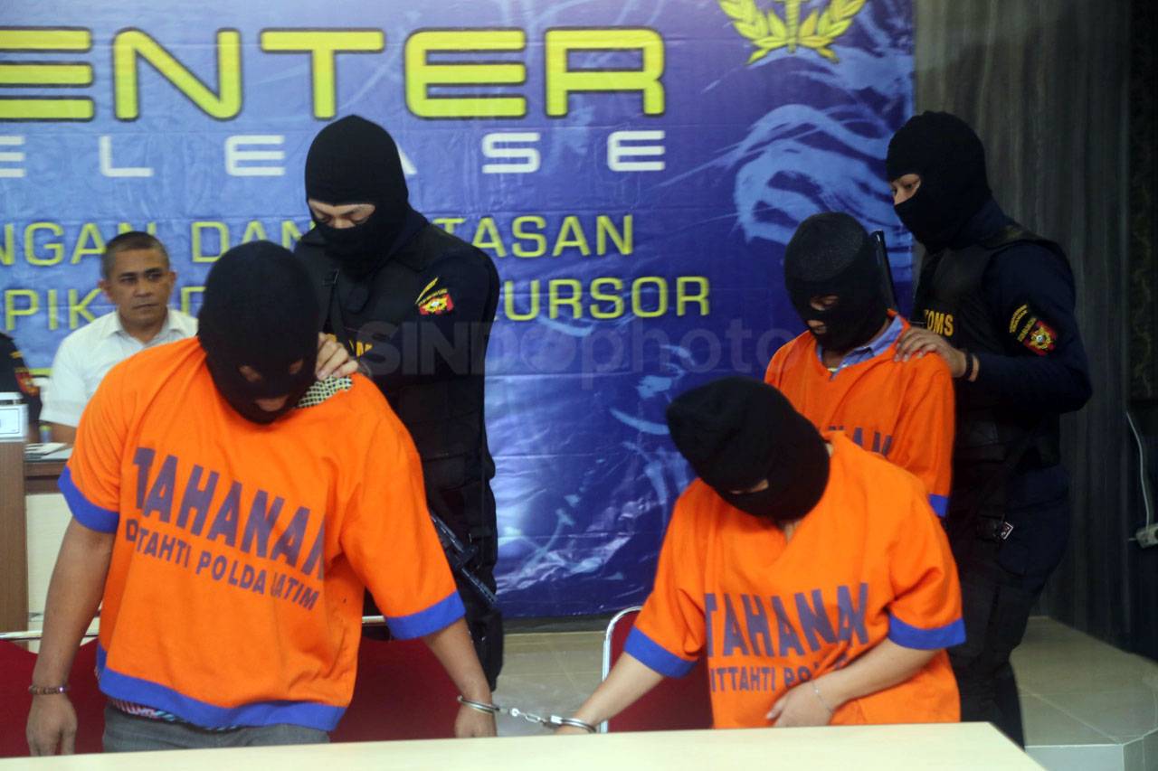 Bea Cukai Juanda Amankan...