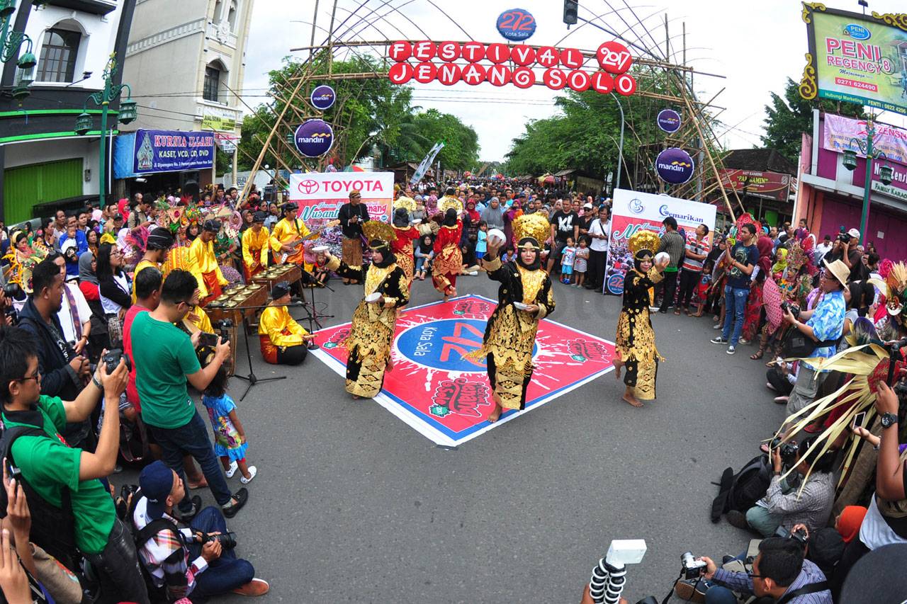 Festival Jenang HUT...