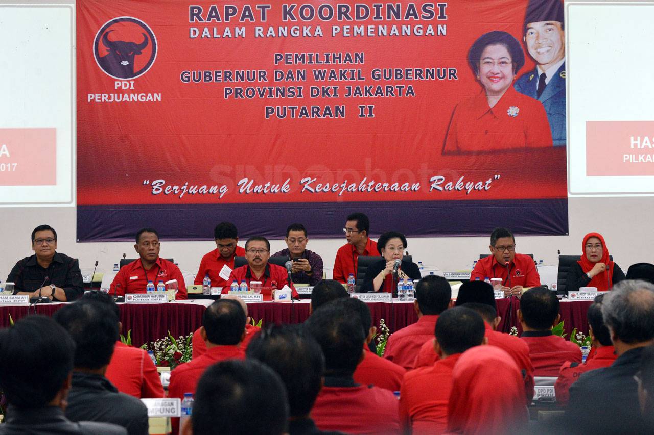 PDI Perjuangan Gelar...