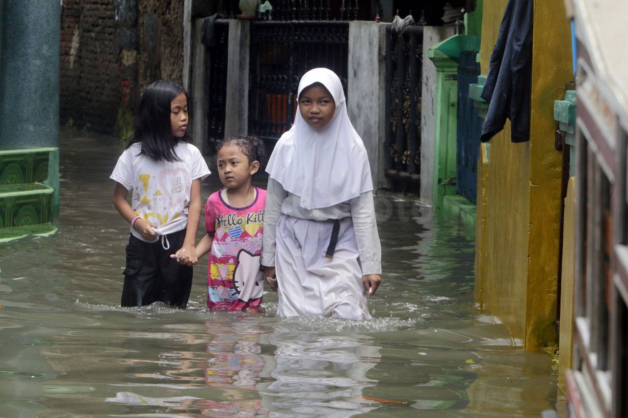 Banjir Rendam Permukiman...
