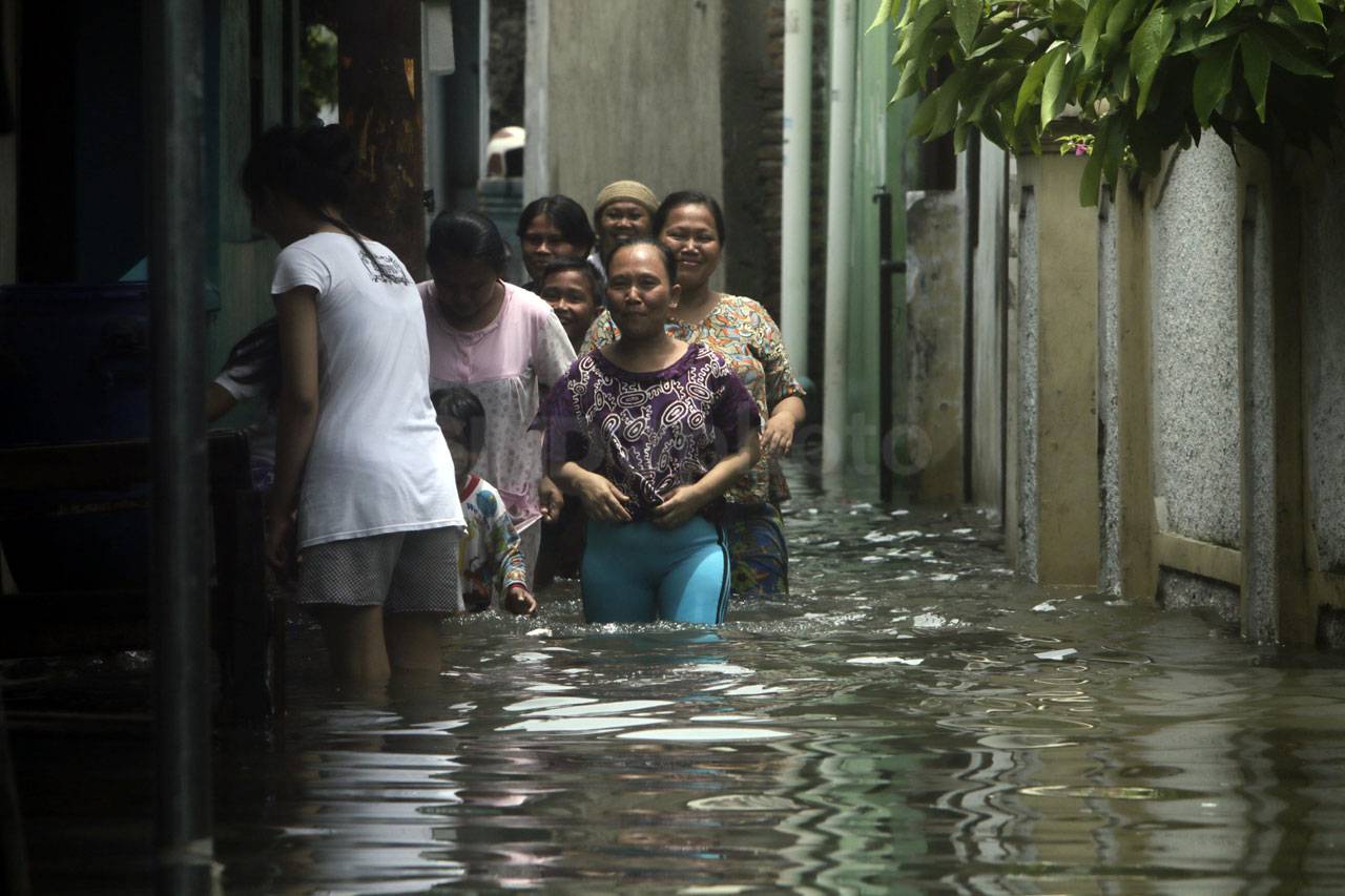 Banjir Rendam Permukiman...