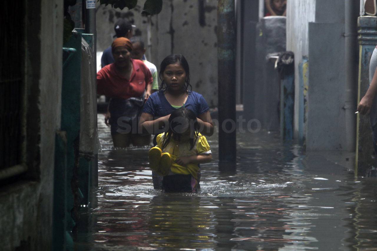 Banjir Rendam Permukiman...