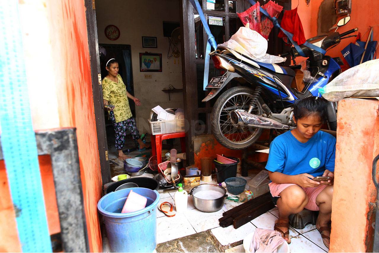 Banjir Surut, Warga...