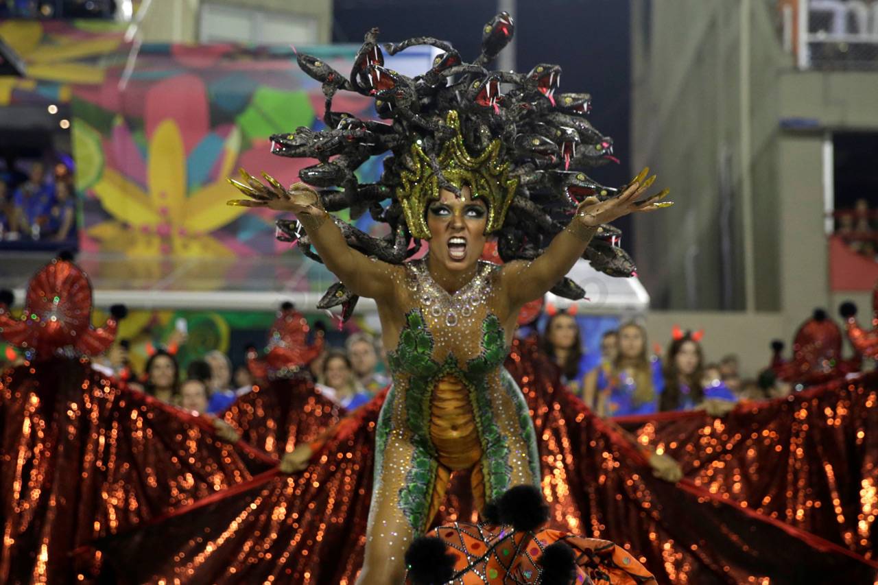 Kemeriahan Parade Sambadrome...