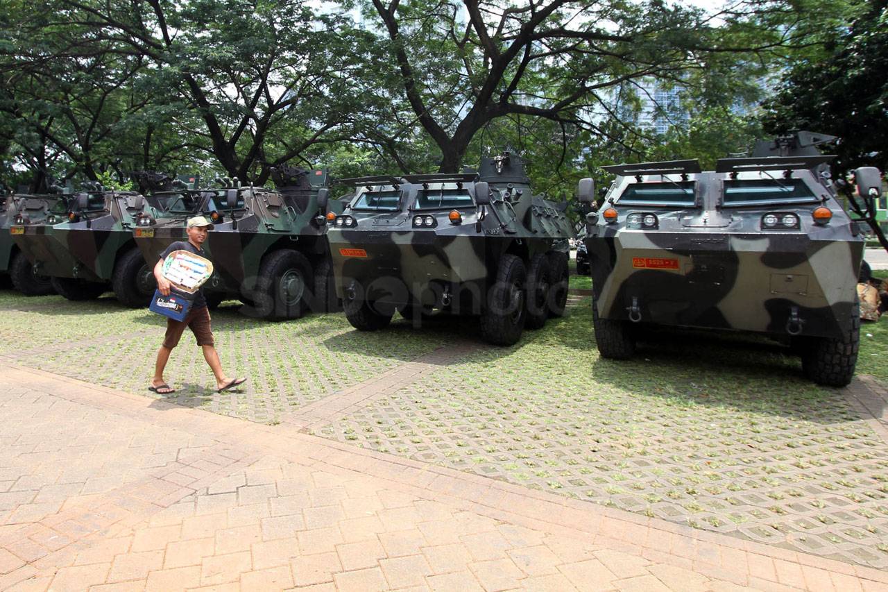 Ratusan Mobil Mewah...