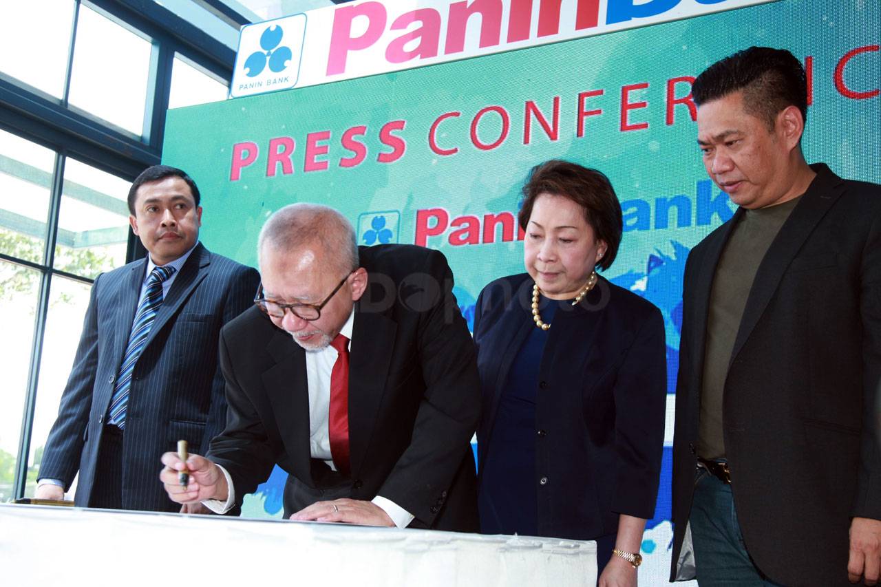 Panin Bank Luncurkan...