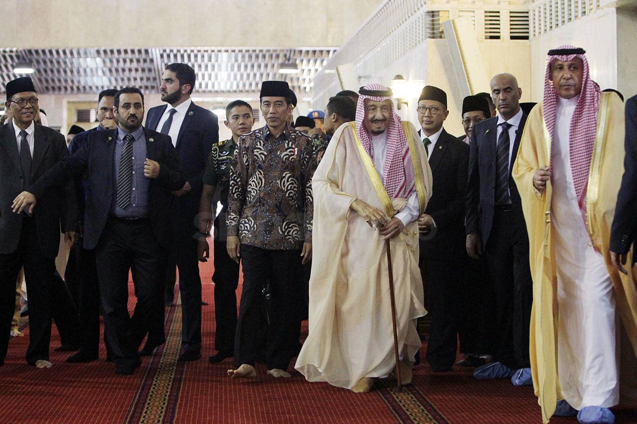 Didampingi Presiden...