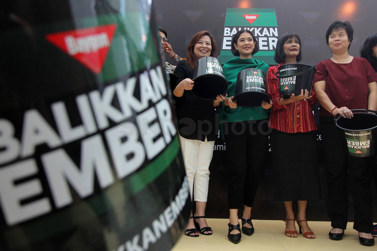 Gerakan Balikkan Ember...