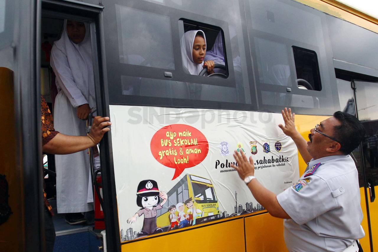 Pemprov DKI Luncurkan...