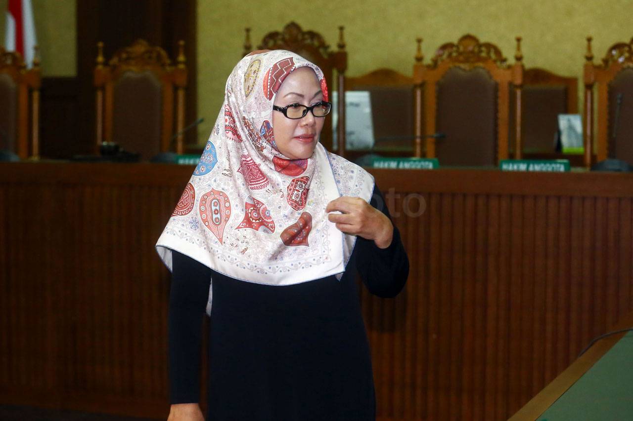 Ratu Atut Jalani Sidang...