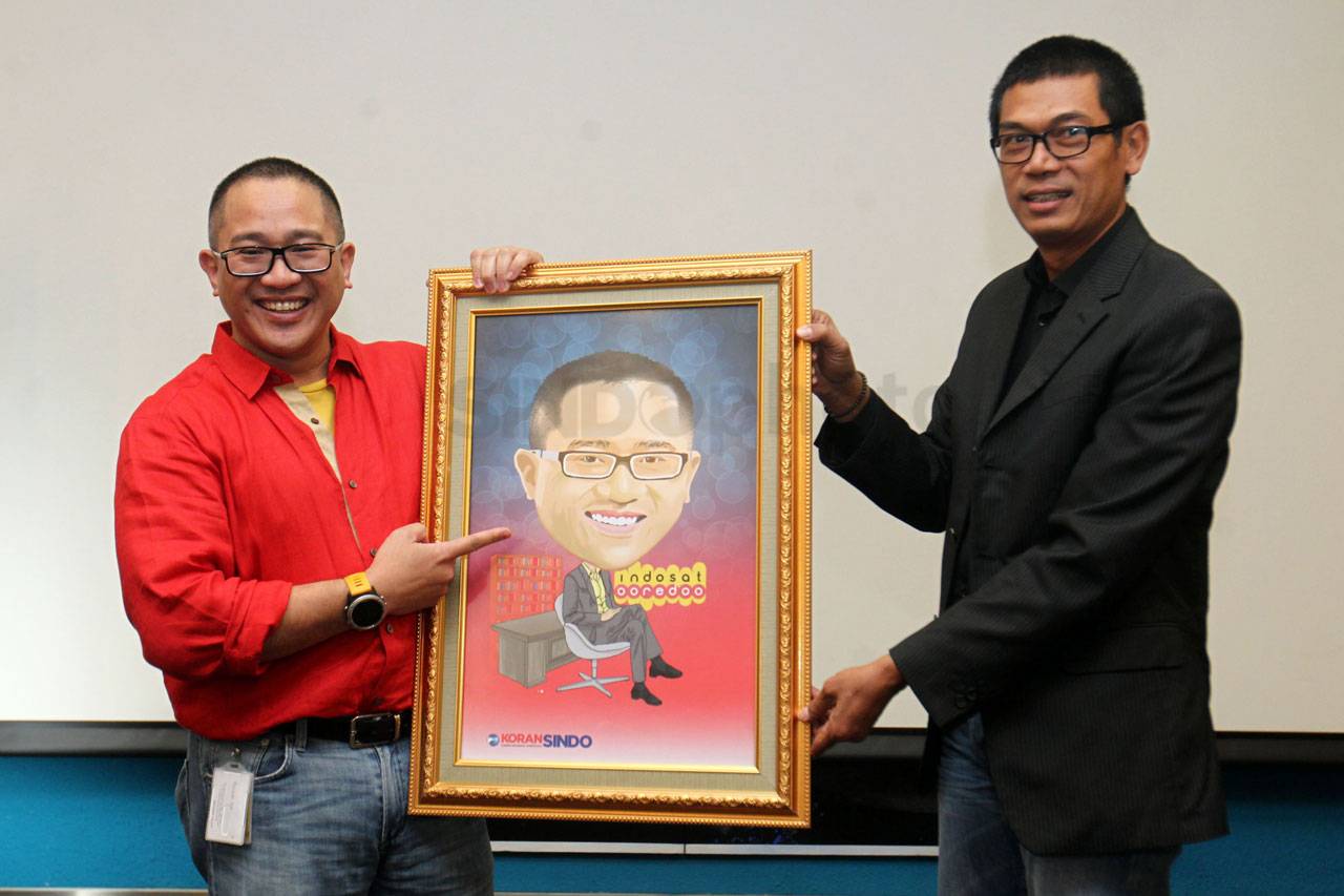 Alexander Rusli Berbagi...