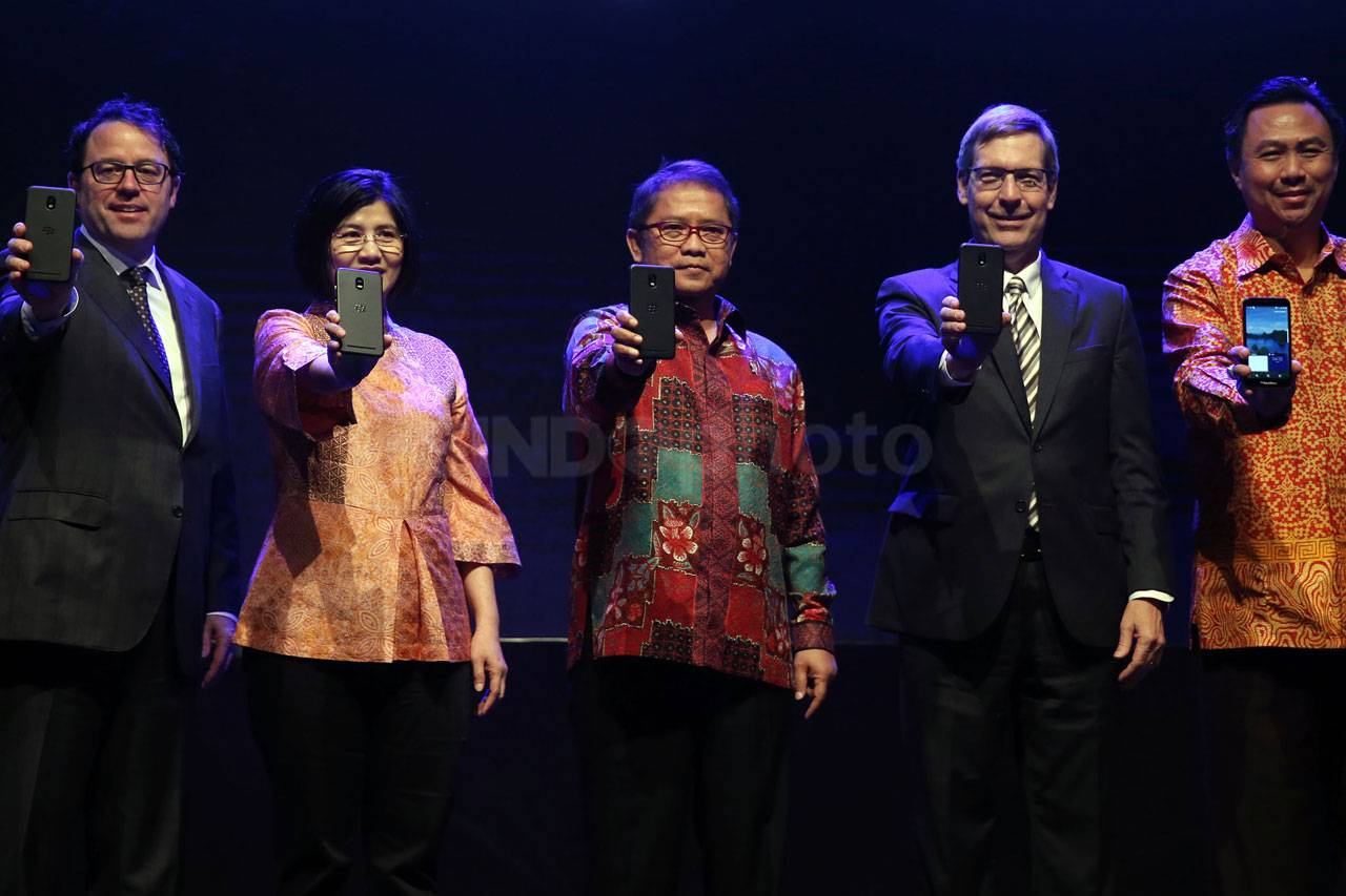 Menkominfo Hadiri Peluncuran...