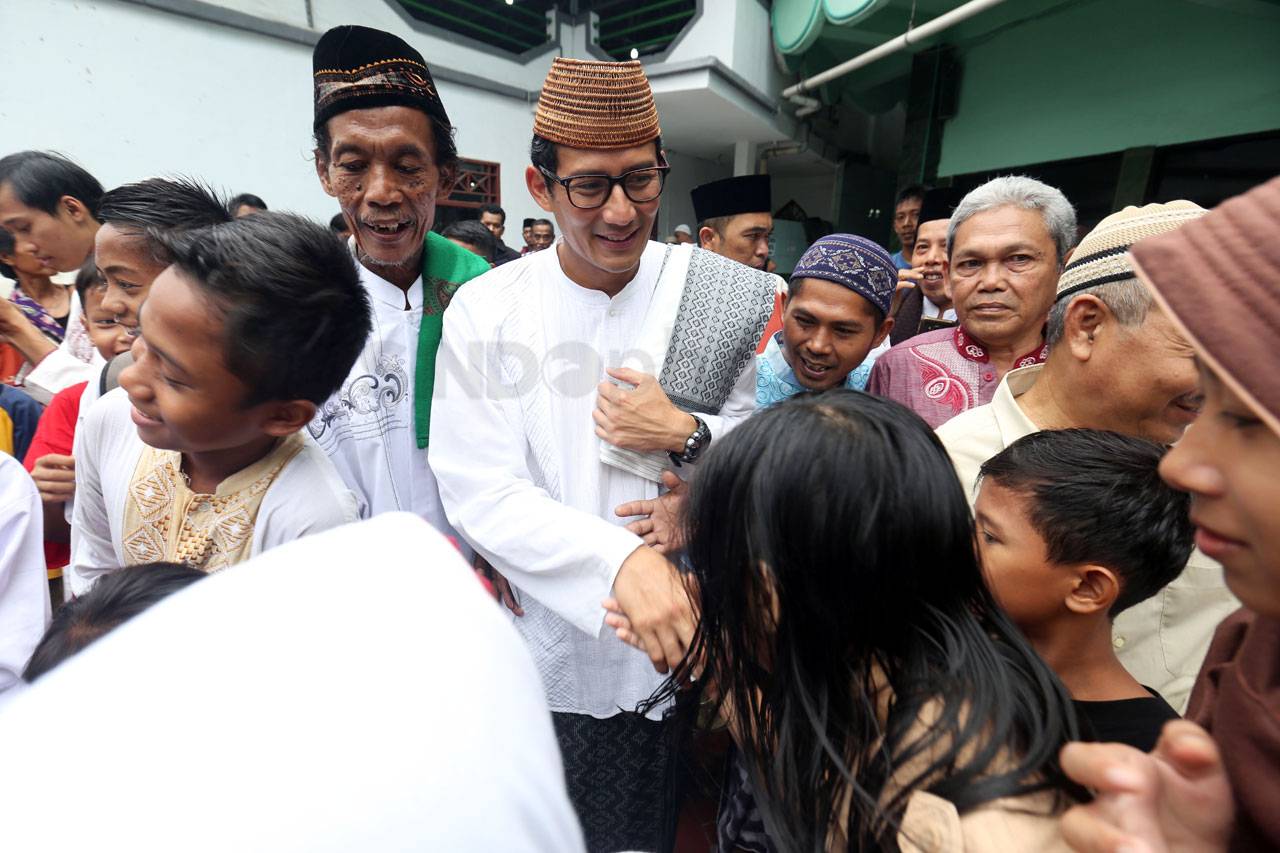 Sandiaga Uno Disambut...